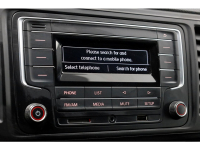 44939674-volkswagen-transporter-13