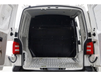 44939674-volkswagen-transporter-5