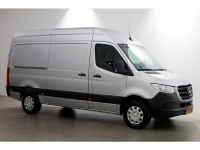 45106468-mercedes-benz-sprinter-10