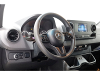 45106468-mercedes-benz-sprinter-14