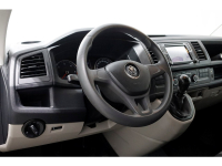 45383196-volkswagen-transporter-12