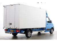 45876937-volkswagen-crafter-2