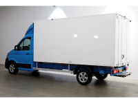 45876937-volkswagen-crafter-9