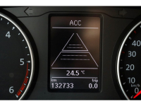 46302144-volkswagen-transporter-16