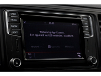 46360333-volkswagen-transporter-16