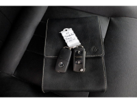 46360333-volkswagen-transporter-6