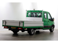 46673227-ford-transit-2