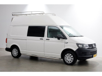 46883484-volkswagen-transporter-11