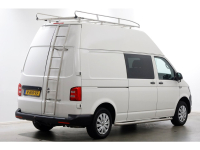 46883484-volkswagen-transporter-2