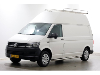 46883484-volkswagen-transporter-9