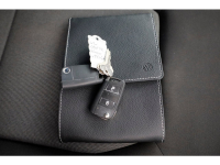 46950732-volkswagen-crafter-6