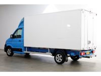 46950732-volkswagen-crafter-9