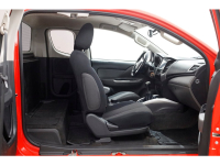 46958046-mitsubishi-l200-3