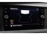 46994149-volkswagen-transporter-14