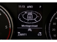 46994149-volkswagen-transporter-17
