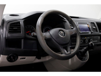 47019605-volkswagen-transporter-14