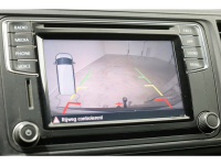 47086818-volkswagen-transporter-16