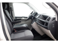 47086818-volkswagen-transporter-3