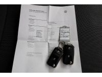 47097170-volkswagen-transporter-6