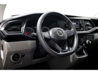 47491912-volkswagen-transporter-12