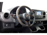 47683996-mercedes-benz-sprinter-13