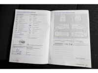 47715108-volkswagen-transporter-12