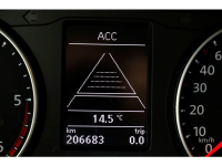 48063148-volkswagen-transporter-17