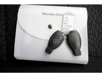 48090862-mercedes-benz-vito-8