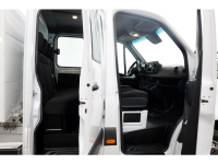 48167494-mercedes-benz-sprinter-5