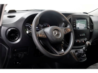 48493276-mercedes-benz-vito-12