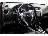 48575405-nissan-navara-17