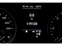 48639994-mercedes-benz-vito-22