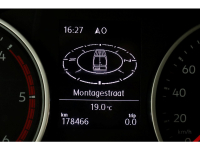 49090085-volkswagen-crafter-17