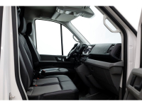 49090085-volkswagen-crafter-3