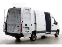 49092065-mercedes-benz-sprinter-11