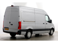 49130431-mercedes-benz-sprinter-2