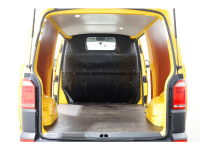 49179500-volkswagen-transporter-6