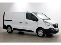 49332984-renault-trafic-10