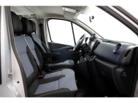 49706915-opel-vivaro-6