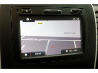 49793803-renault-trafic-16