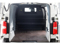 50081607-opel-vivaro-e-5