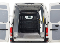 50110588-volkswagen-crafter-5