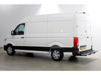 50110588-volkswagen-crafter-9