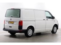 50770166-volkswagen-transporter-2