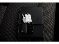 50966197-volkswagen-transporter-6