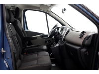 51000928-renault-trafic-5