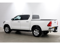 51052410-toyota-hilux-10