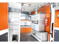 51078734-peugeot-boxer-13