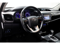 51134512-toyota-hilux-13