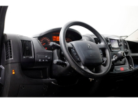 51171926-peugeot-boxer-12